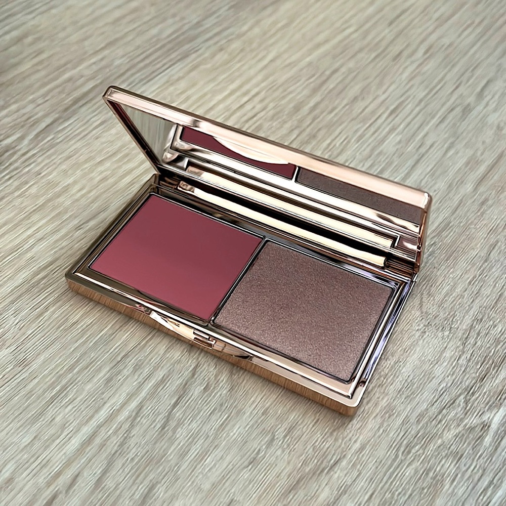 Charlotte Tilbury blush and glow palette